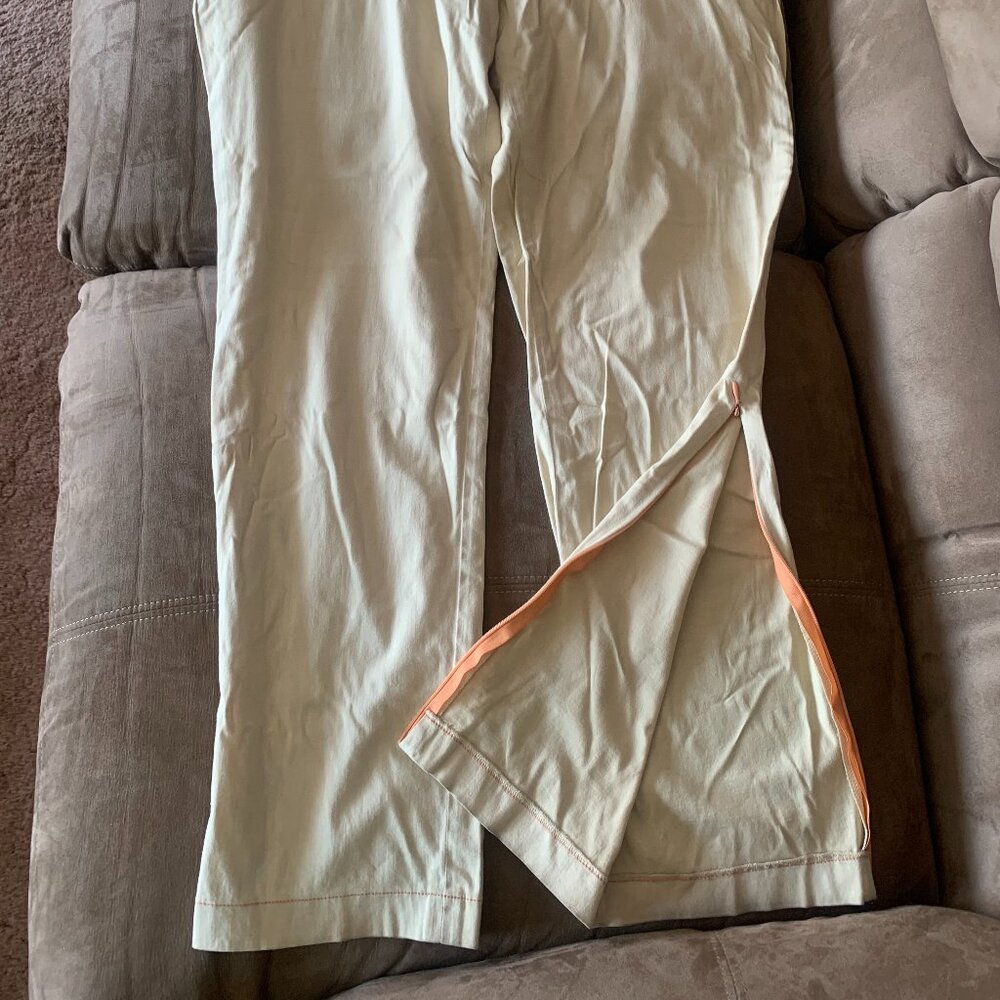 Pants - Picture 8 of 9